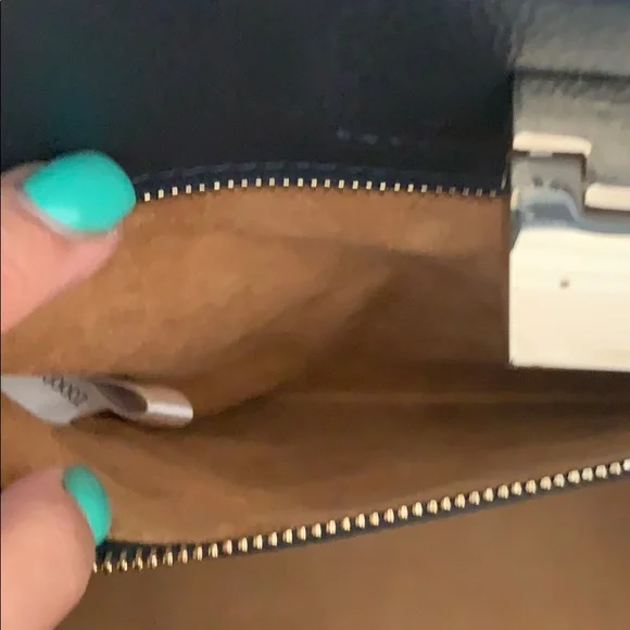 Brand New Jimmy Choo Riley Navy Leather Tote - Picture 5 of 11